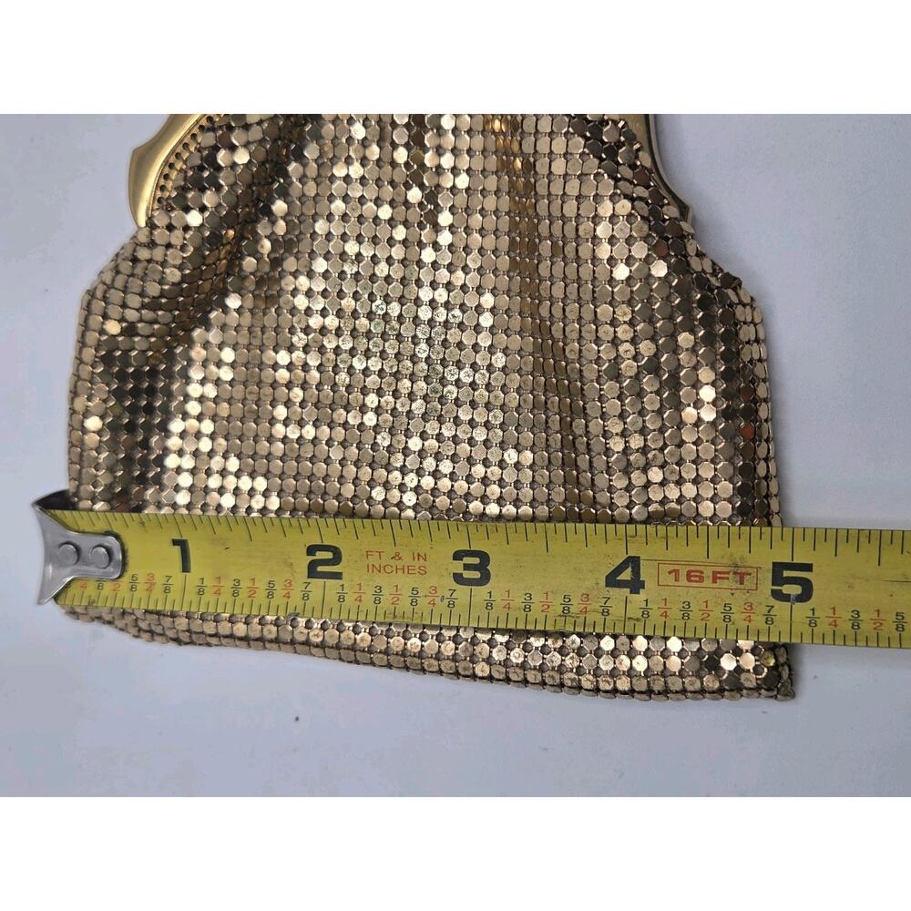 Whiting & Davis 2 Gold Mesh Purses Hand Bag Clasp Coin Purse Vintage w/ Box - Picture 9 of 16